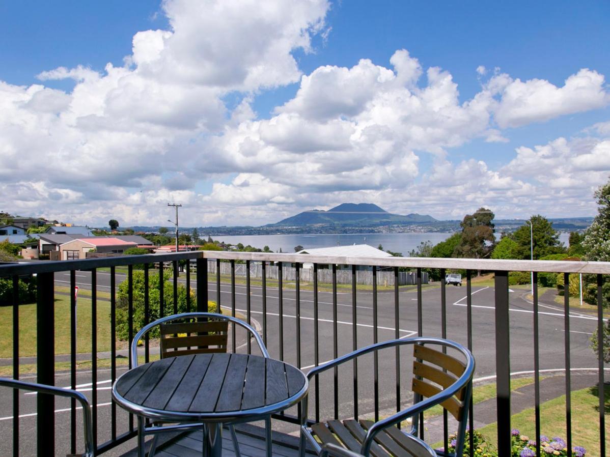 Acacia View At No 3 - Acacia Bay Holiday Home Taupo Ngoại thất bức ảnh